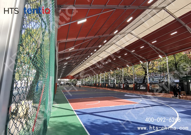 風雨篷房球場解決輕松附近居民的運動需求問題 風雨篷房球場解決輕松附近居民的運動需求問題