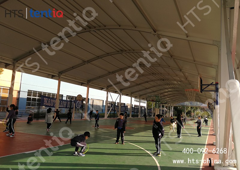 籃球場裝配式棚房可適應不同的場地,還降低地基成本 籃球場裝配式棚房可適應不同的場地,還降低地基成本